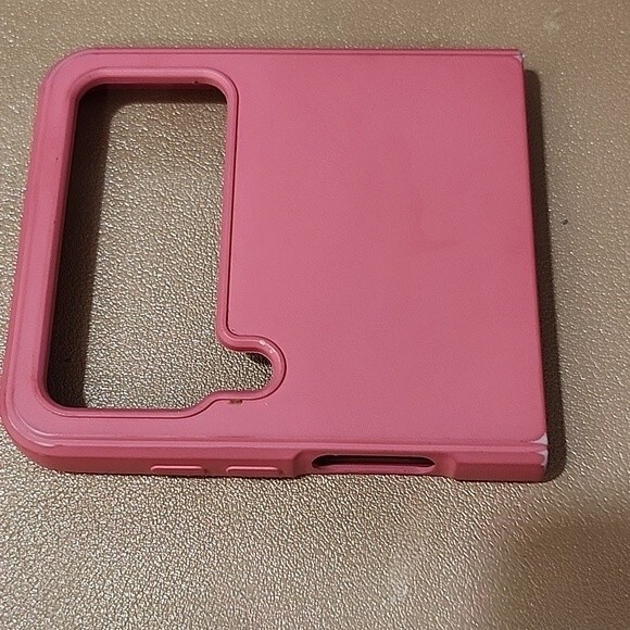 Samsung Z Flip 4 Watermelon Red Cover Case - Picture 3 of 8